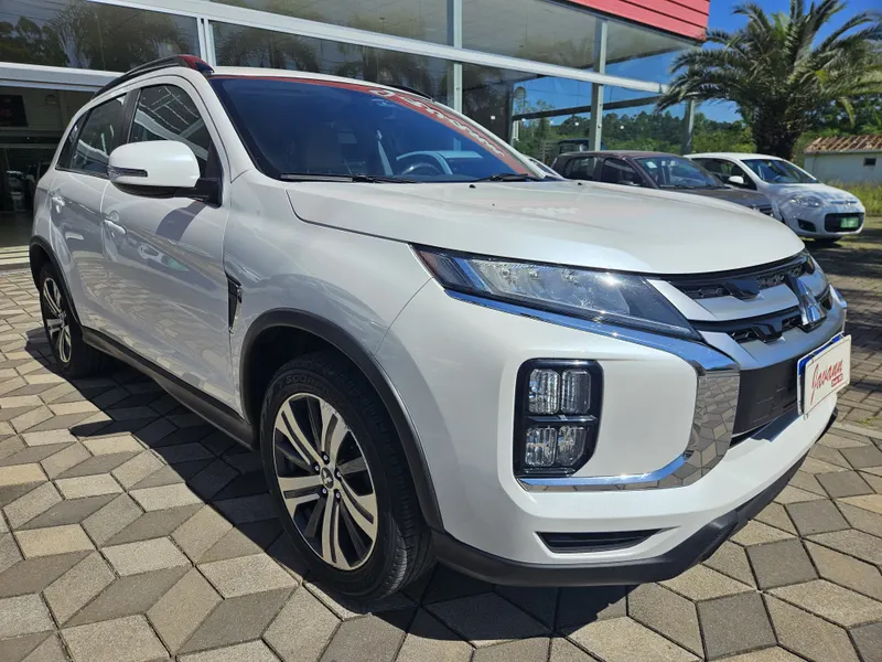 Mitsubishi Outlander 2.0 HPE 2021
