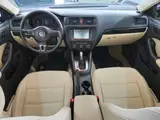 Volkswagen Jetta 2.0 Comfortline 2011 foto 8